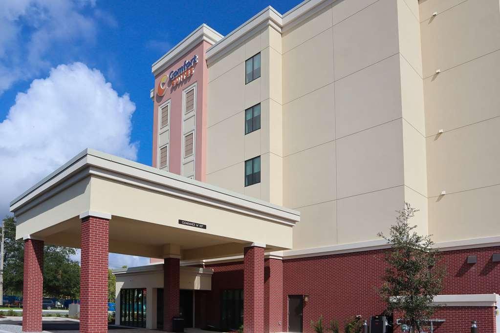 Comfort Suites Gainesville Near University المظهر الخارجي الصورة