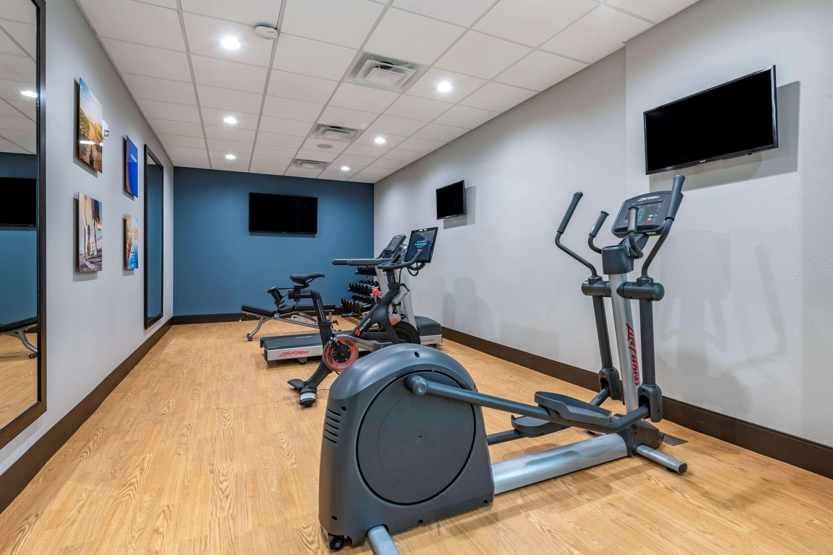 Comfort Suites Gainesville Near University المظهر الخارجي الصورة